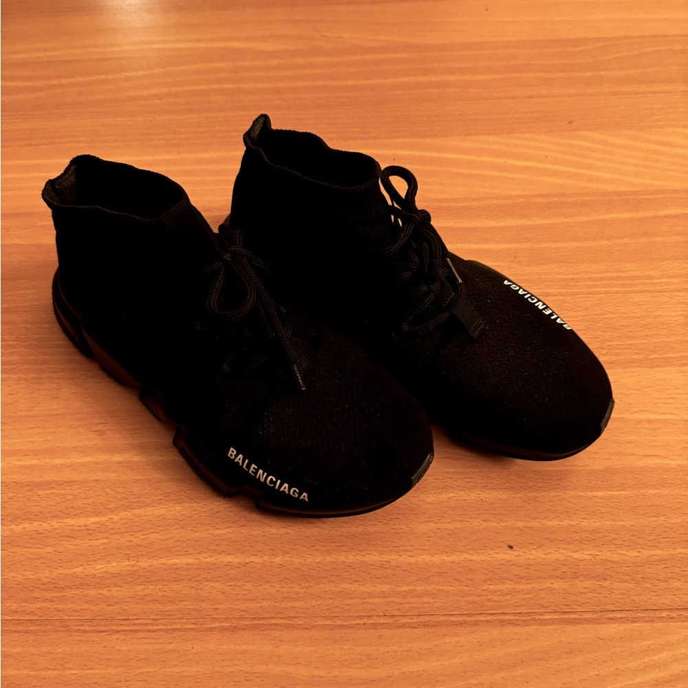 Must go Moving sale! Balenciaga Speed Recycled Knit Sneakers Black - Picture 2 of 11
